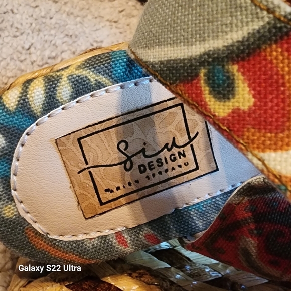 Lace up Wedge Sandle size 6. - Picture 12 of 12